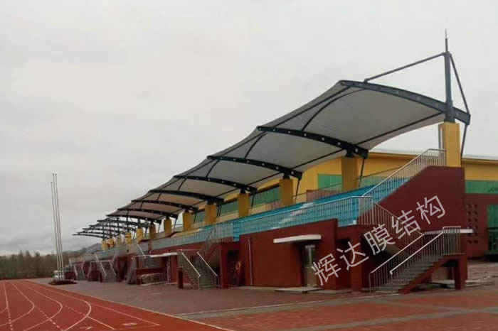 赤峰巴林右旗大板中心学校膜结构体育看台
