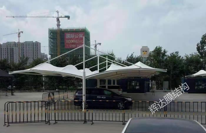 哈尔滨国际汽车城膜结构车棚